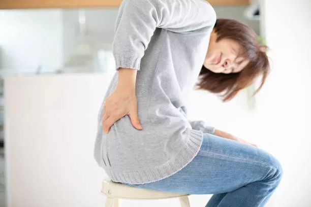 腰痛予防に効果的な筋トレとセルフケア方法